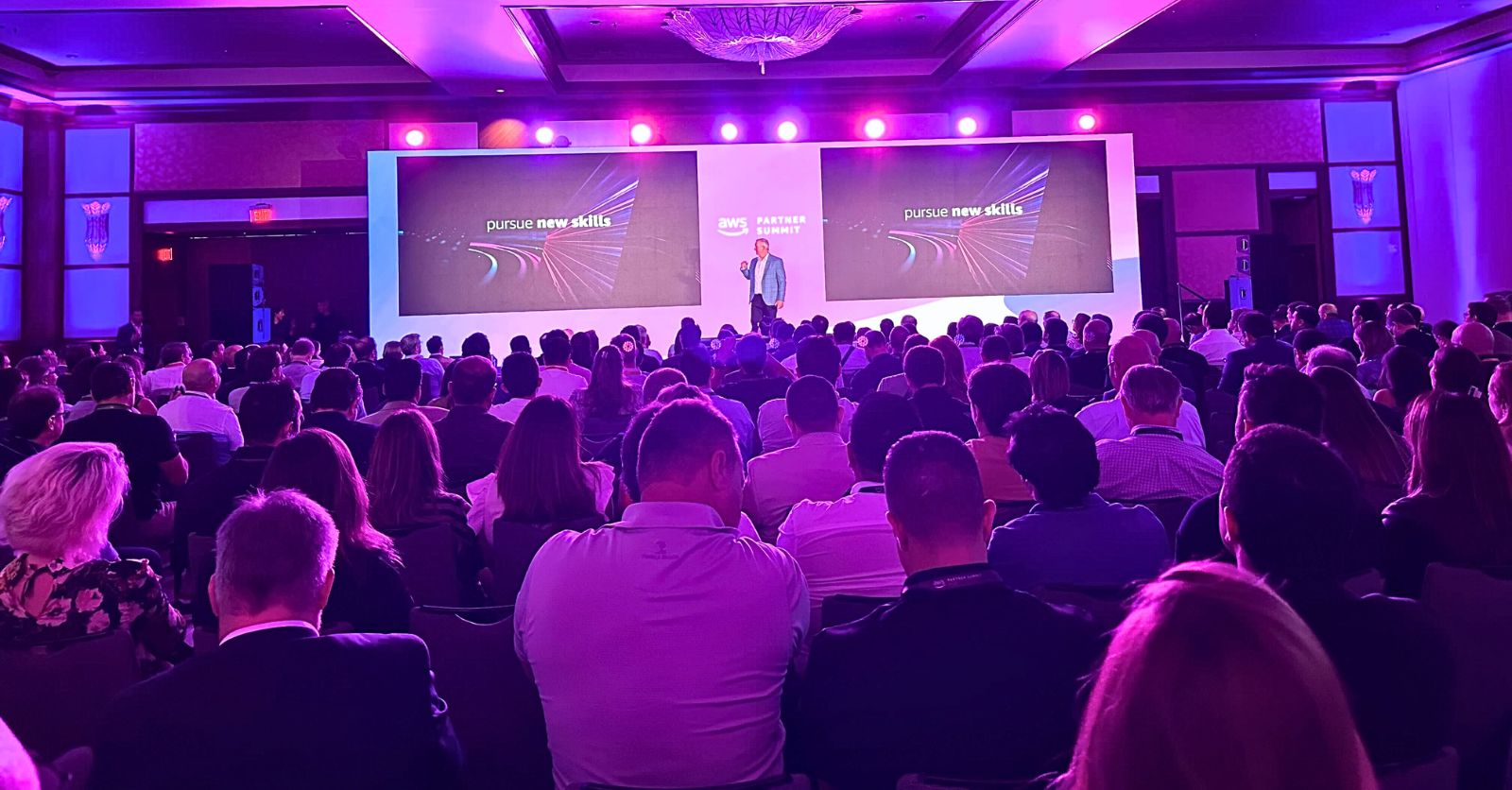 Morris & Opazo dice  presente en AWS Partner Summit 2024 