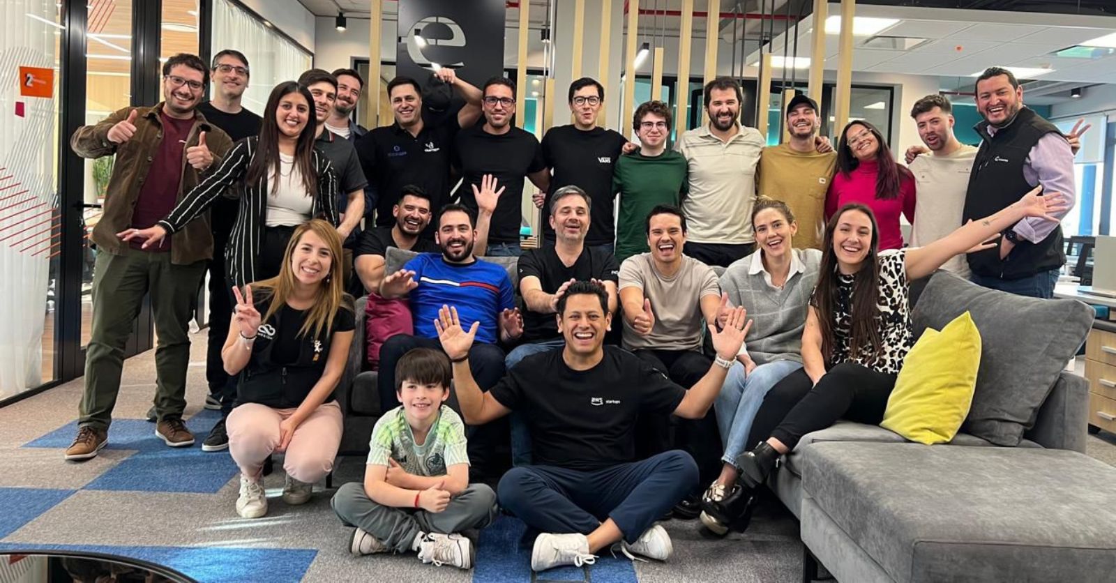 Morris & Opazo participa en capacitación de AWS para Startups