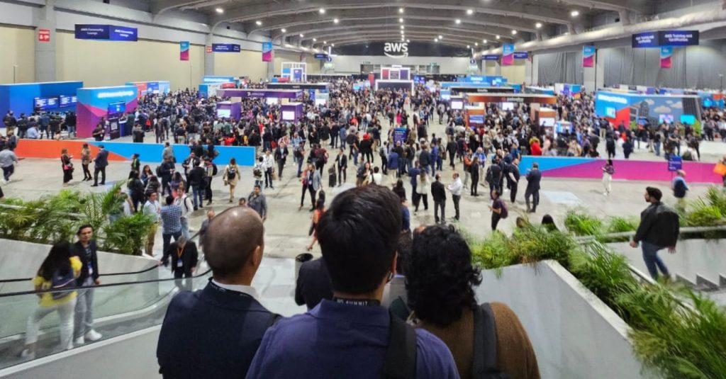 Innovación y liderazgo Morris & Opazo en el AWS Summit Ciudad de México
