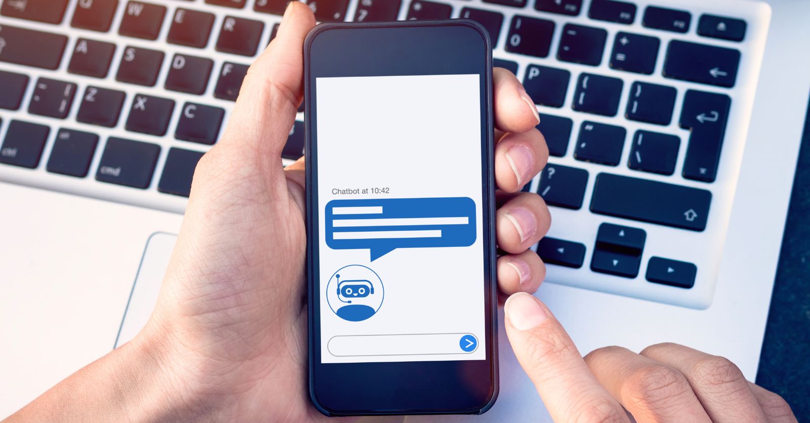 Servicio al cliente 24/7: Implementamos un asistente virtual con IA