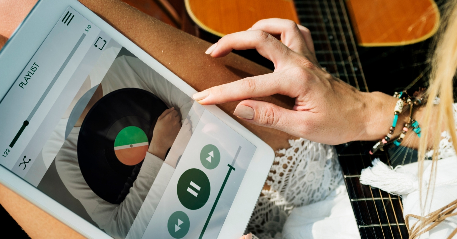 Proyecto | Pipeline de Datos con AWS: Cómo analizar playlists de Spotify a gran escala | Valeria Rodríguez